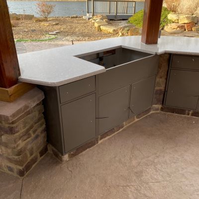 outdoor countertop and sink design in Evansville, IN